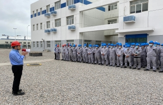 “萬”千工程｜萬納集團福清403大修授旗儀式